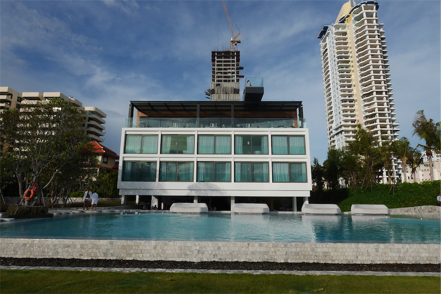 芭提雅附近的美麗海景酒店 Veranda Resort Pattaya
