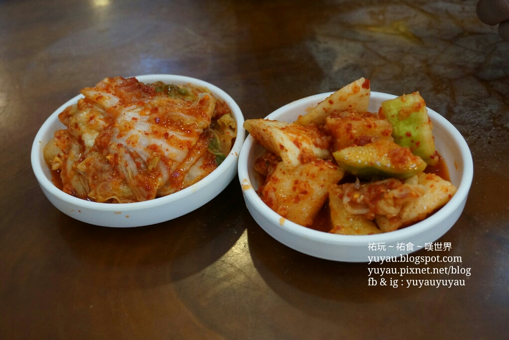 釜山美食 - 南浦洞雪濃湯 牛肉湯飯서울깍두기 "首爾蘿蔔泡菜" (南浦洞)