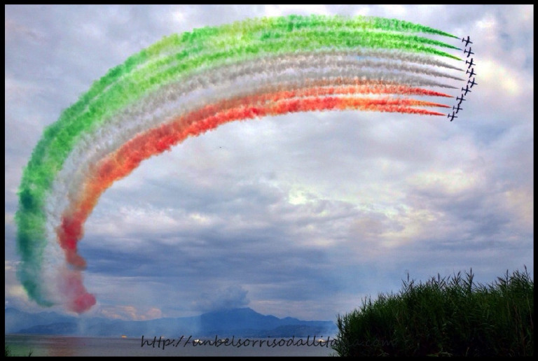 遊不一樣的意大利：令人嘆為觀止的空軍飛行表演～ FRECCE TRICOLORI AIRSHOW