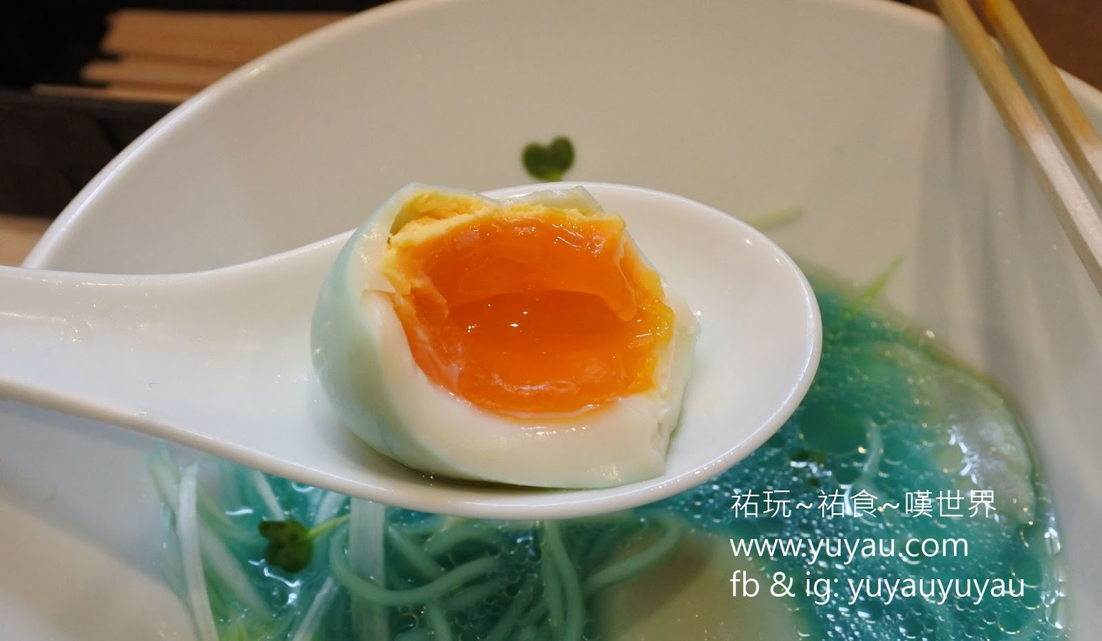 東京美食 - 拉麵吉法師 KIPPOSHI 超特別藍色濃厚雞湯拉麵 (有影片)