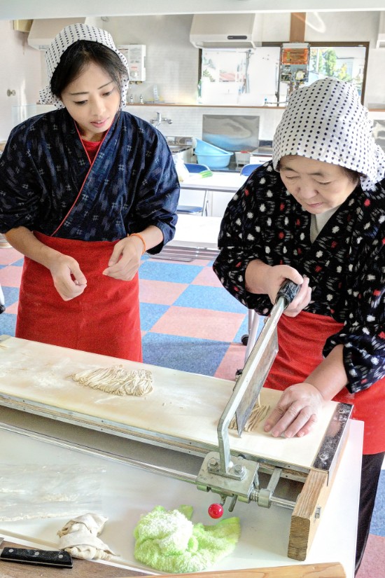 秋田縣大館市｜陽気な母さんの店體驗工房 ･ 手打蕎麥麵