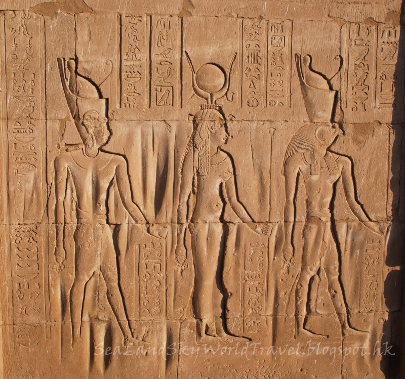 埃及古國探秘之旅第三天: 荷力斯神廟, 鱷魚神索貝克神廟 , 尼羅河郵輪