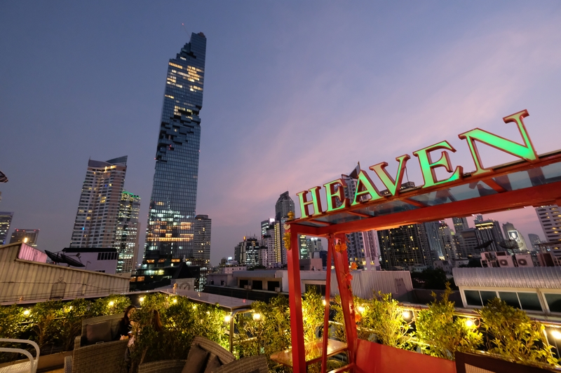 曼谷又有全新無 Dresscode 天台酒吧餐廳 ~ Heaven