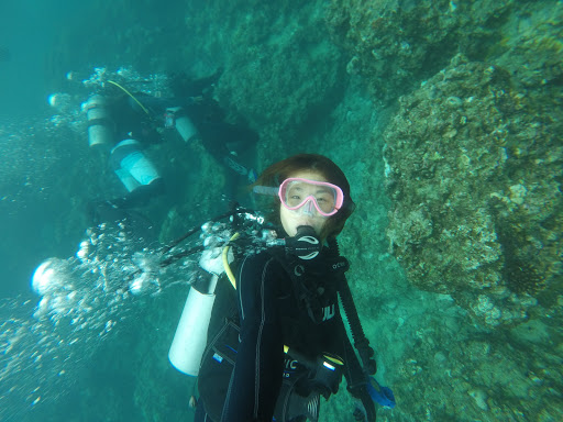 [日本/沖繩] 潛水浮潛必到 青之洞窟探險 沖繩本島特色潛點