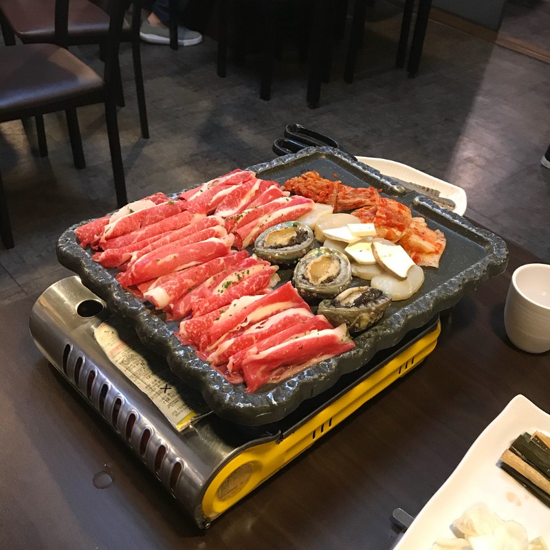 【韓遊BlogBlog趣】江南隱藏食店大公開！舒適享受1++韓牛+鮑魚+元貝