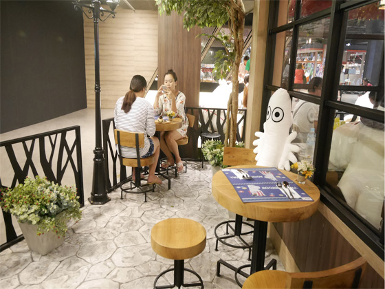 曼谷首間姆明一族咖啡店MOOMIN