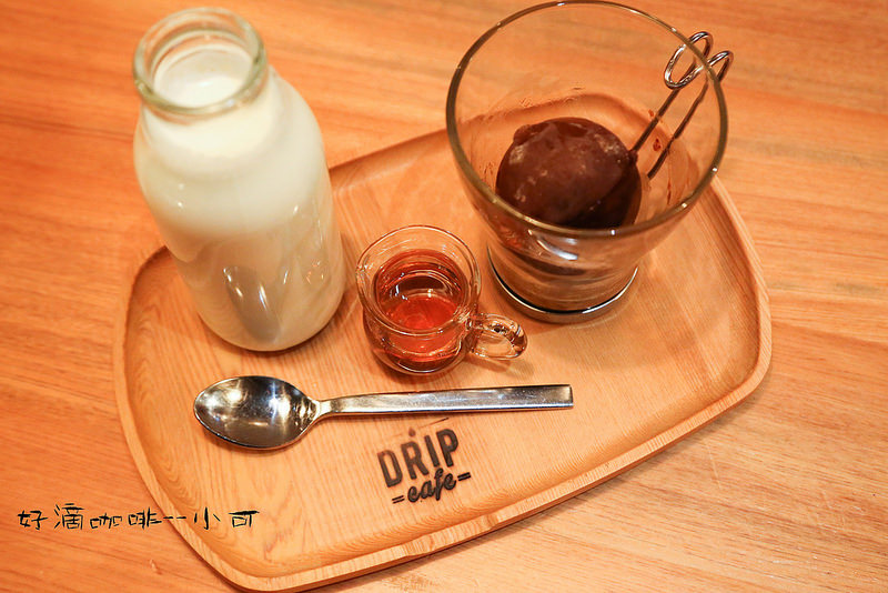 【台北咖啡館】Drip Cafe 好滴咖啡(松菸店)，市府站咖啡館下午茶，巧克力可拿滋好吃