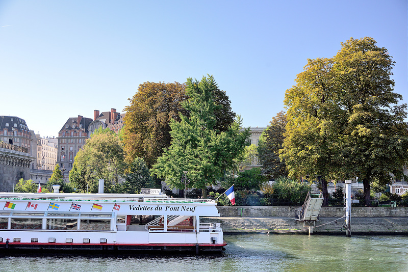 巴黎景點 X 塞納河畔與協和廣場 X 乘船悠遊塞納河畔